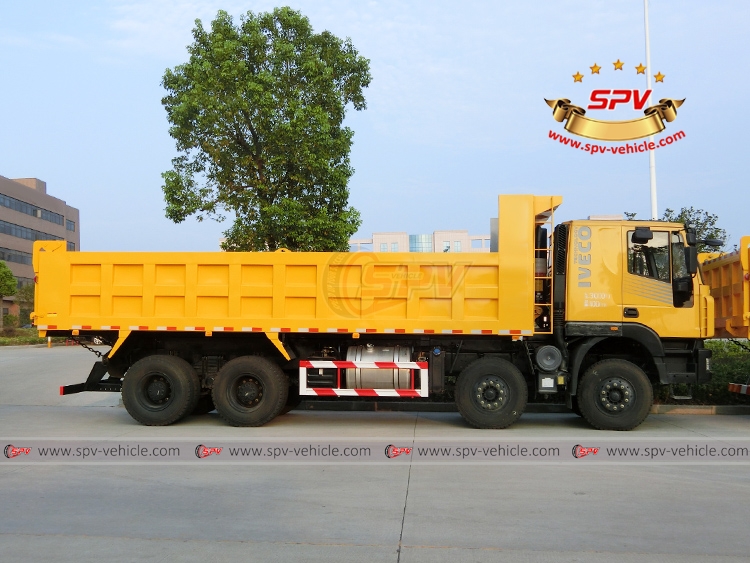 Dump Truck IVECO - RS